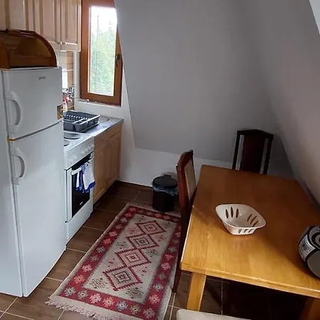 Pensiune Tri Srca Beserovina