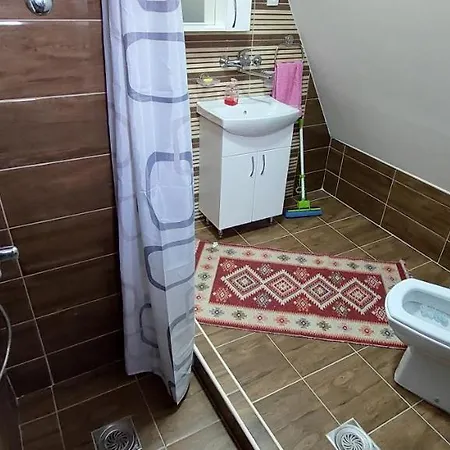 Pensiune Tri Srca Beserovina