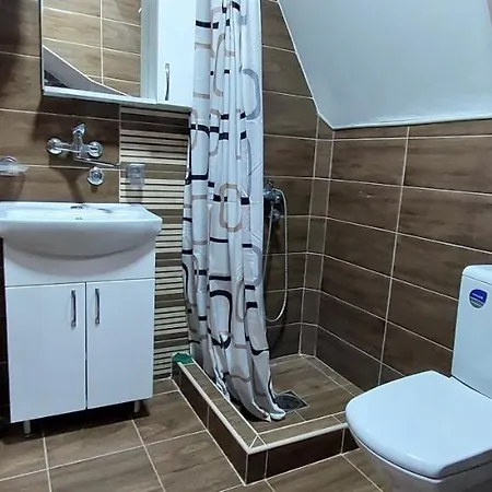 Tri Srca 3* Beserovina